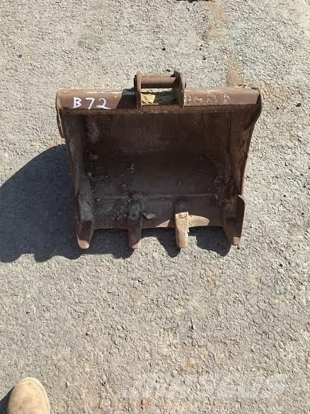  2' BUCKET, 30mm PINS Schaufeln