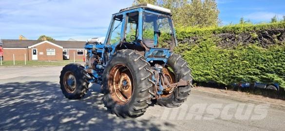 Ford 7910 Traktoren