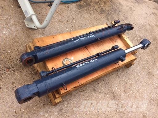 Hanix H56C BOOM RAM Sonstige Baumaschinen