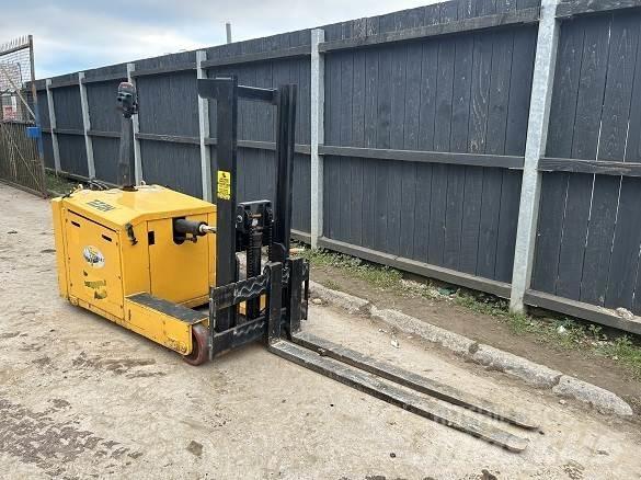 Titan TG1000 Sonstige Baumaschinen