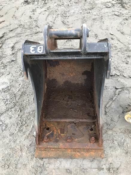  WHITES ZX26 12 Schaufeln