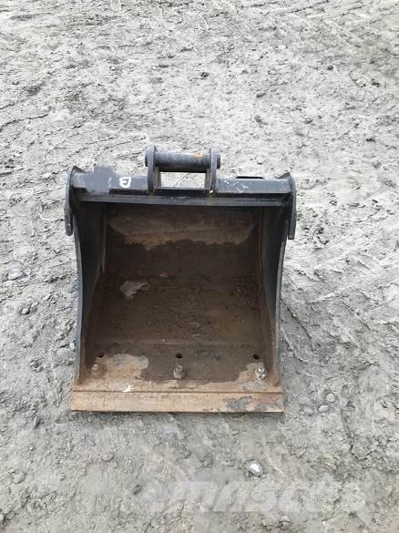  WHITES ZX26 18 Schaufeln