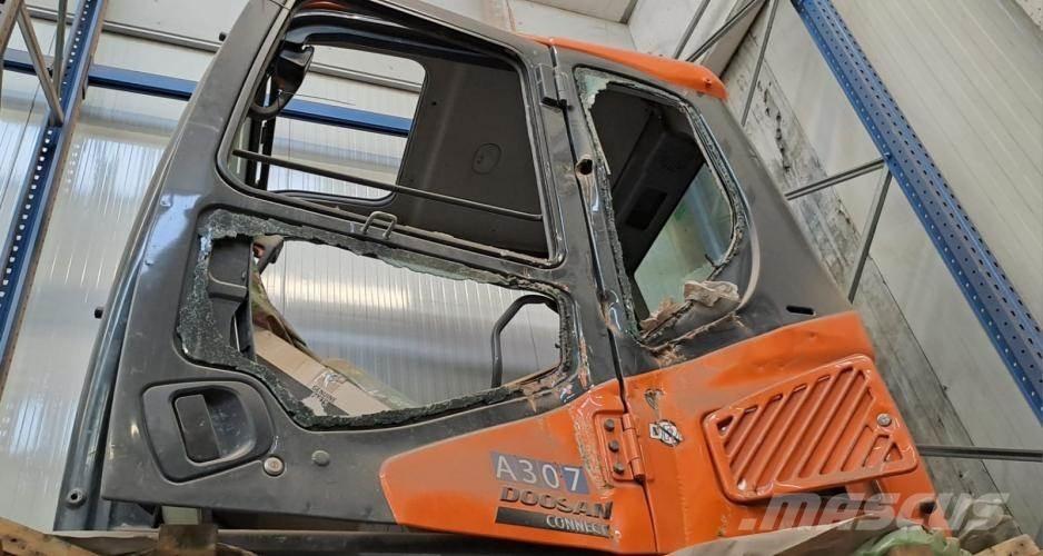 Doosan DX235NLC-5 Sonstige Baumaschinen