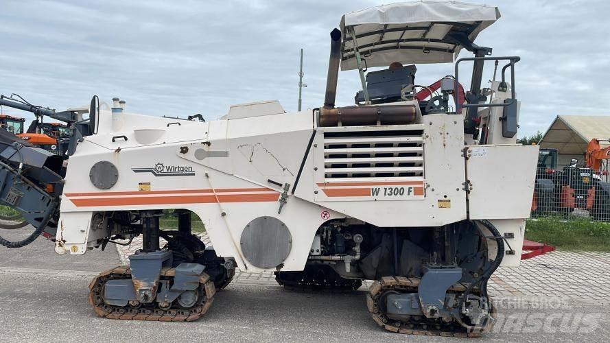 Wirtgen W 1300 F Asphaltfräsen
