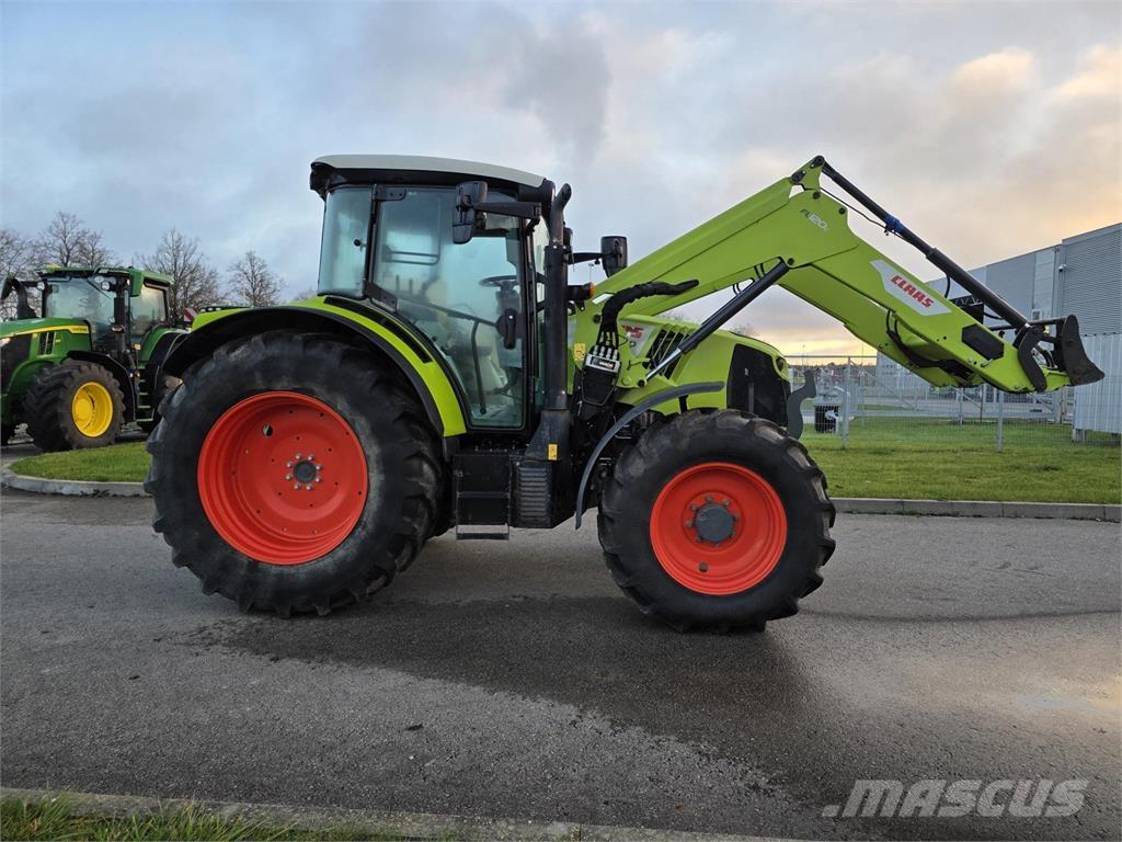 CLAAS Arion 440 Traktoren