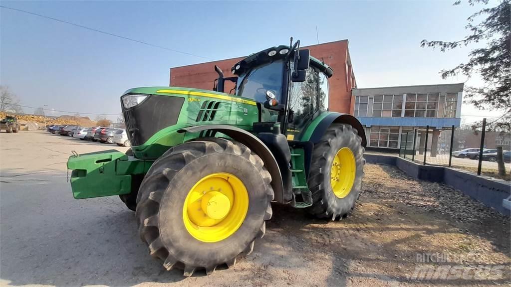 John Deere 6215R Traktoren