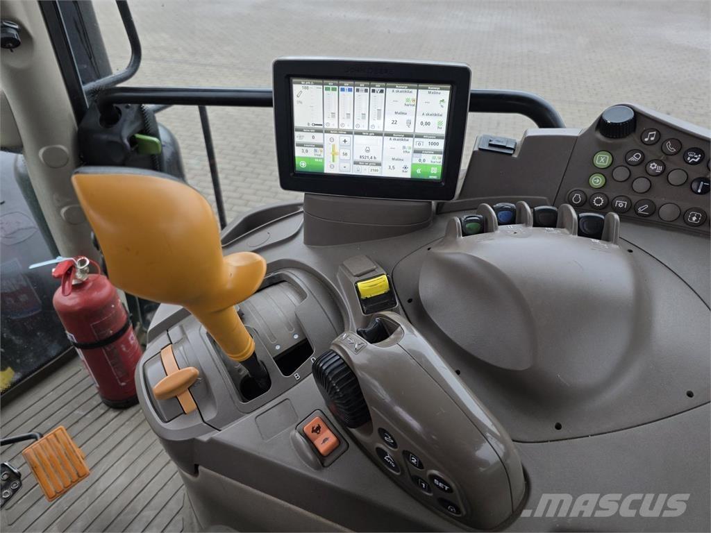John Deere 6215R Traktoren