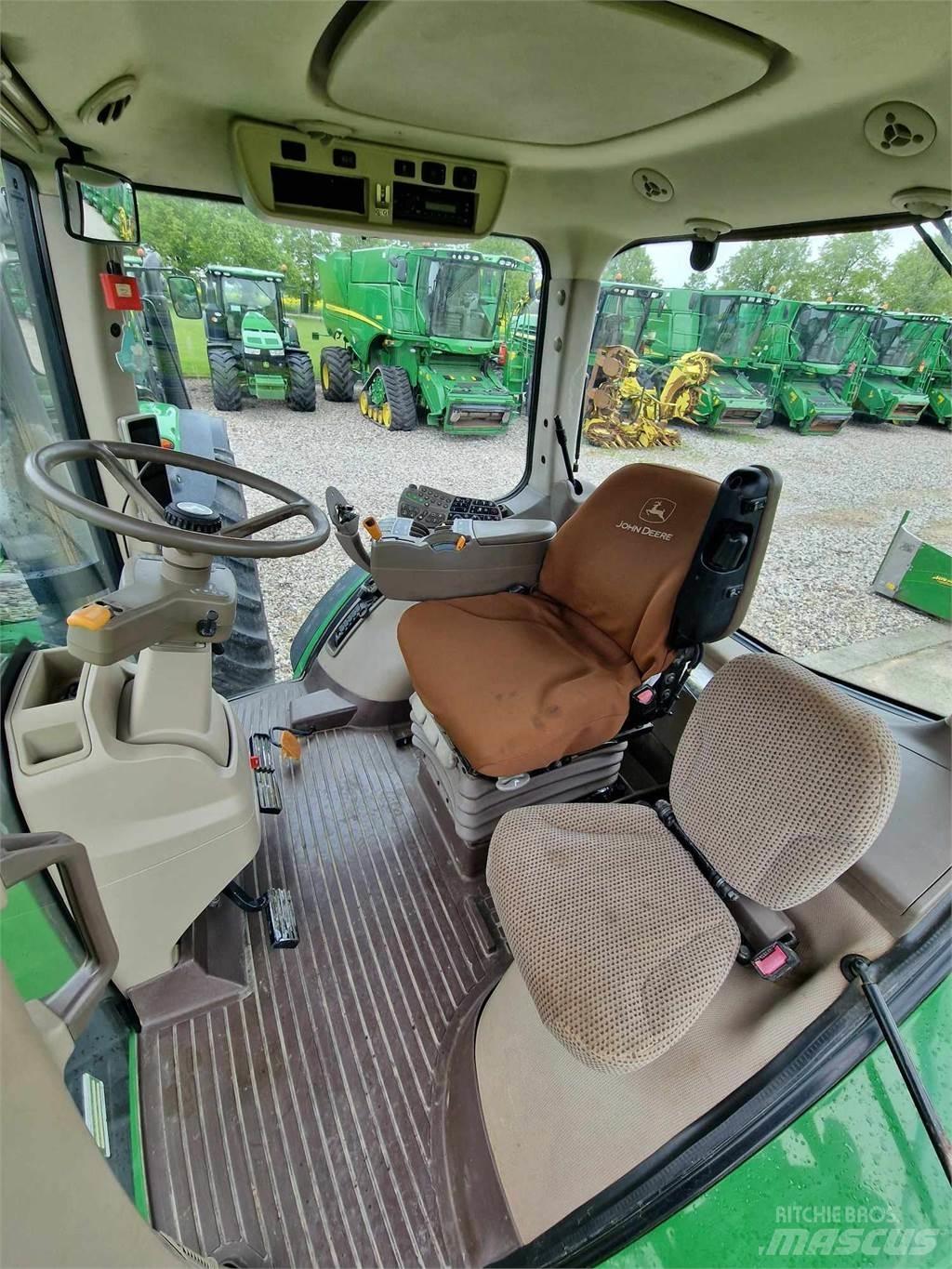 John Deere 8345R Traktoren