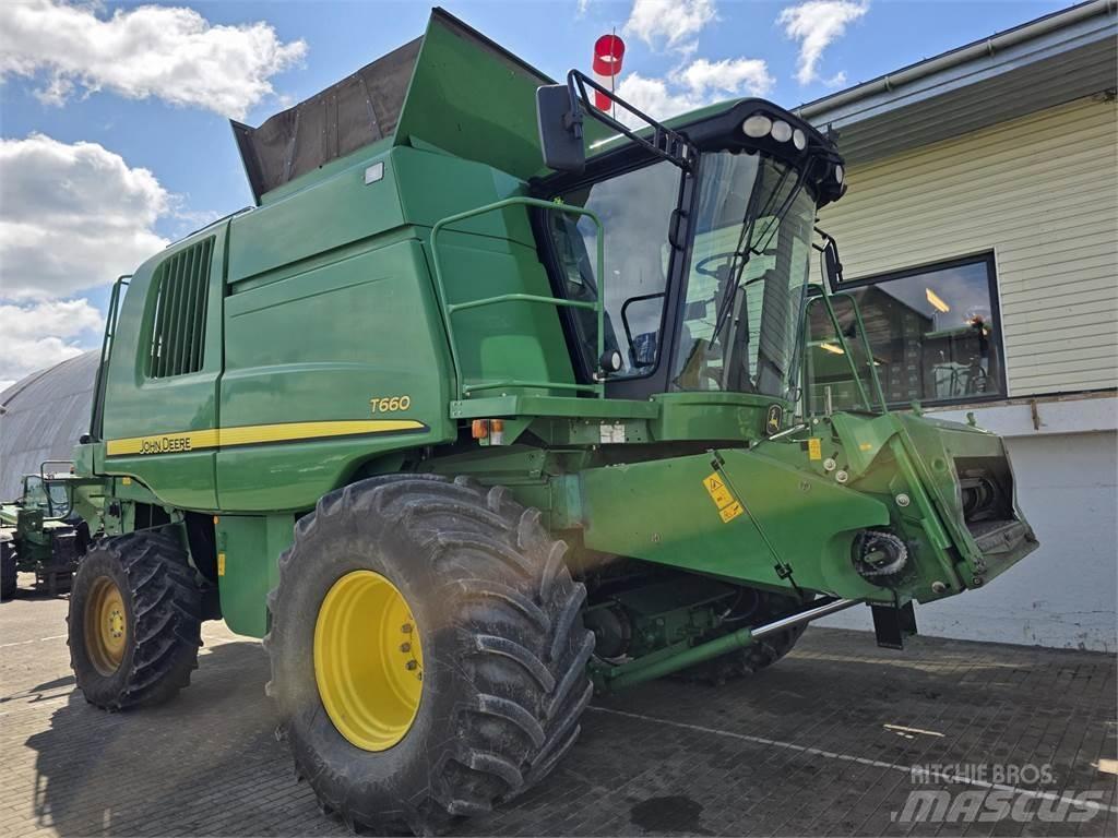 John Deere T660 Mähdrescher