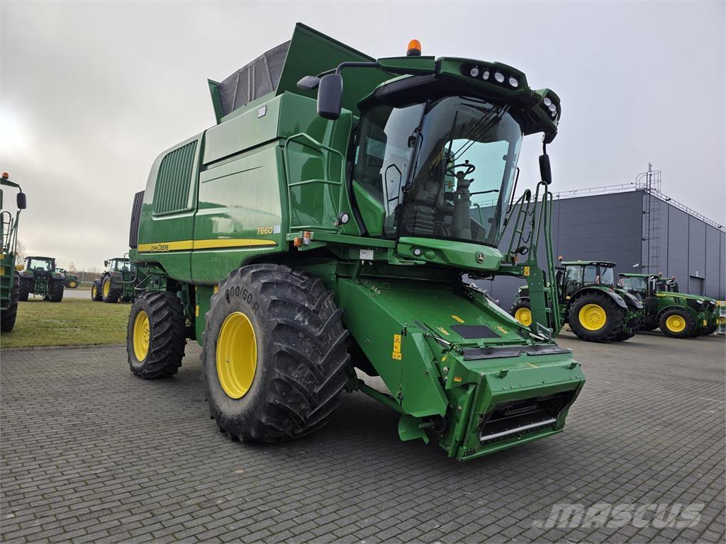 John Deere T660 Mähdrescher