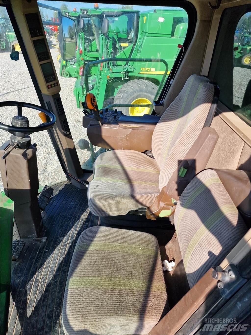 John Deere T670 Mähdrescher