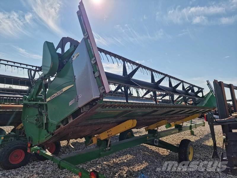 John Deere T670 Mähdrescher