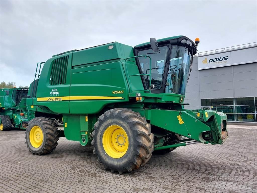 John Deere W540 Mähdrescher