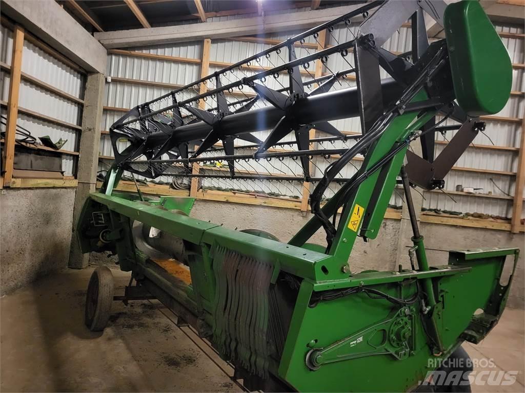 John Deere W540 Mähdrescher