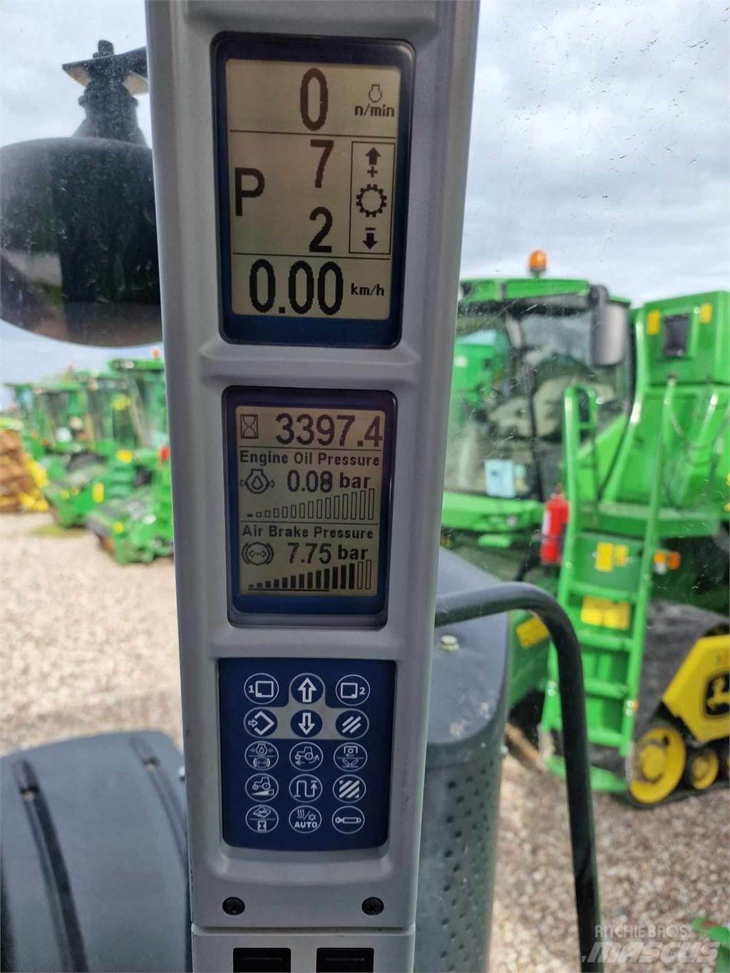 New Holland T8.410 Traktoren