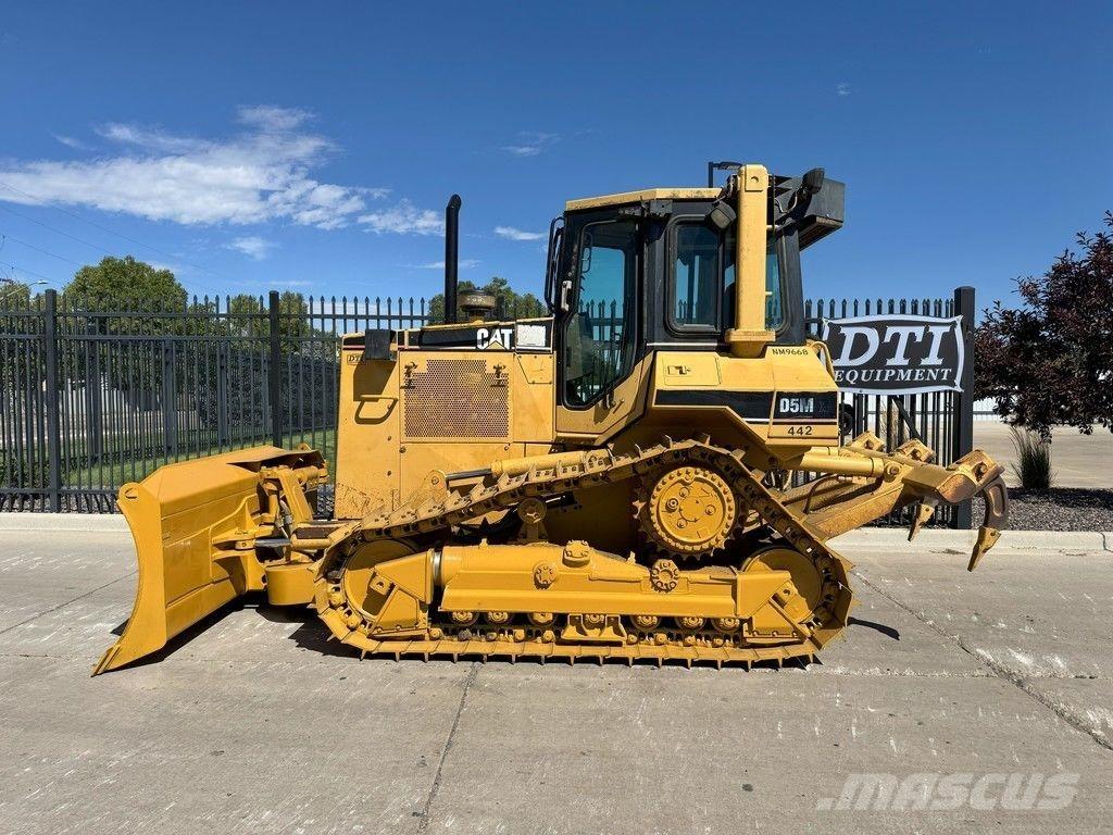 CAT D5M XL Bulldozer