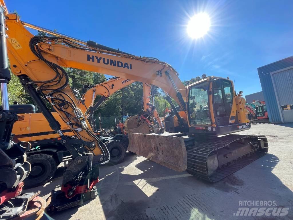 Hyundai HX235 Raupenbagger