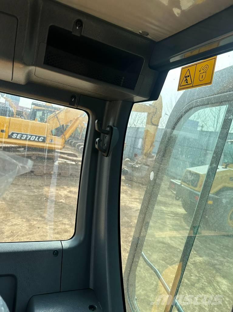 Hyundai 60 W Mobilbagger