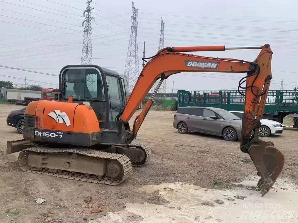 Doosan DH 60 Minibagger < 7t