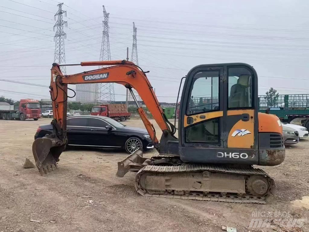 Doosan DH 60 Minibagger < 7t