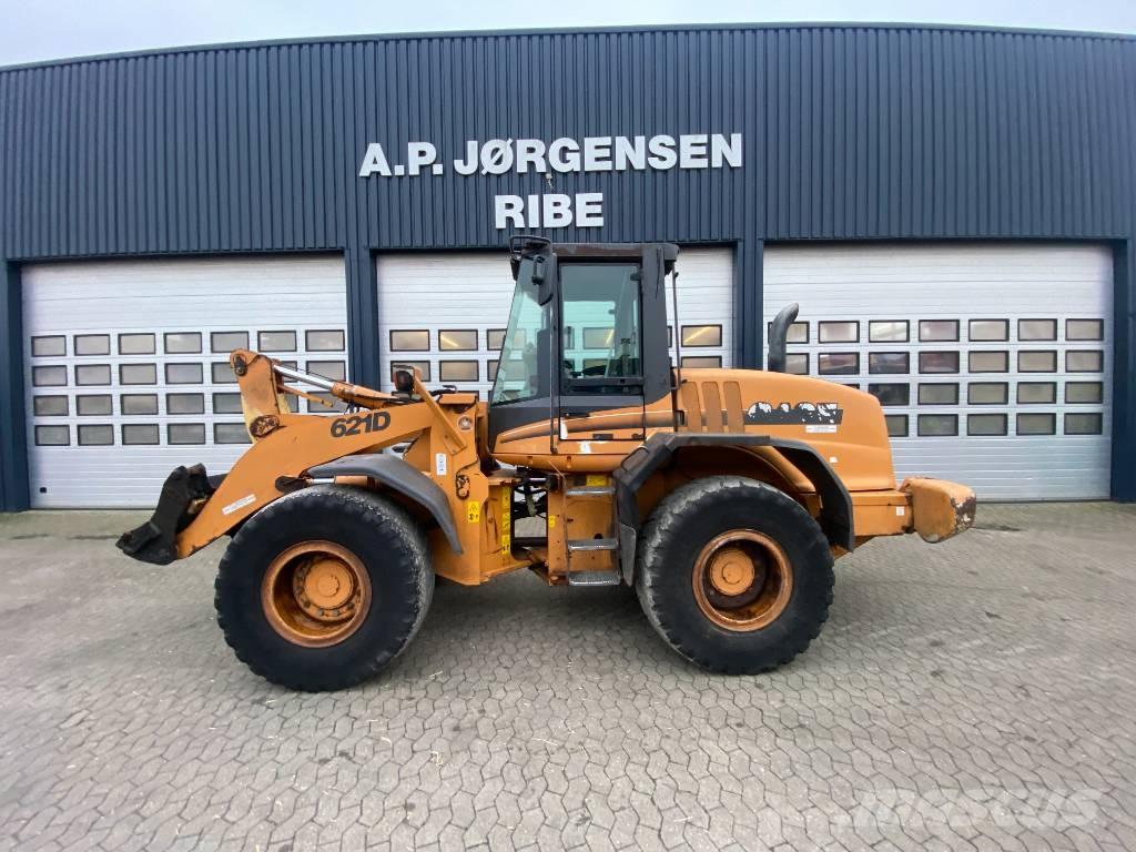 CASE 621 D Radlader