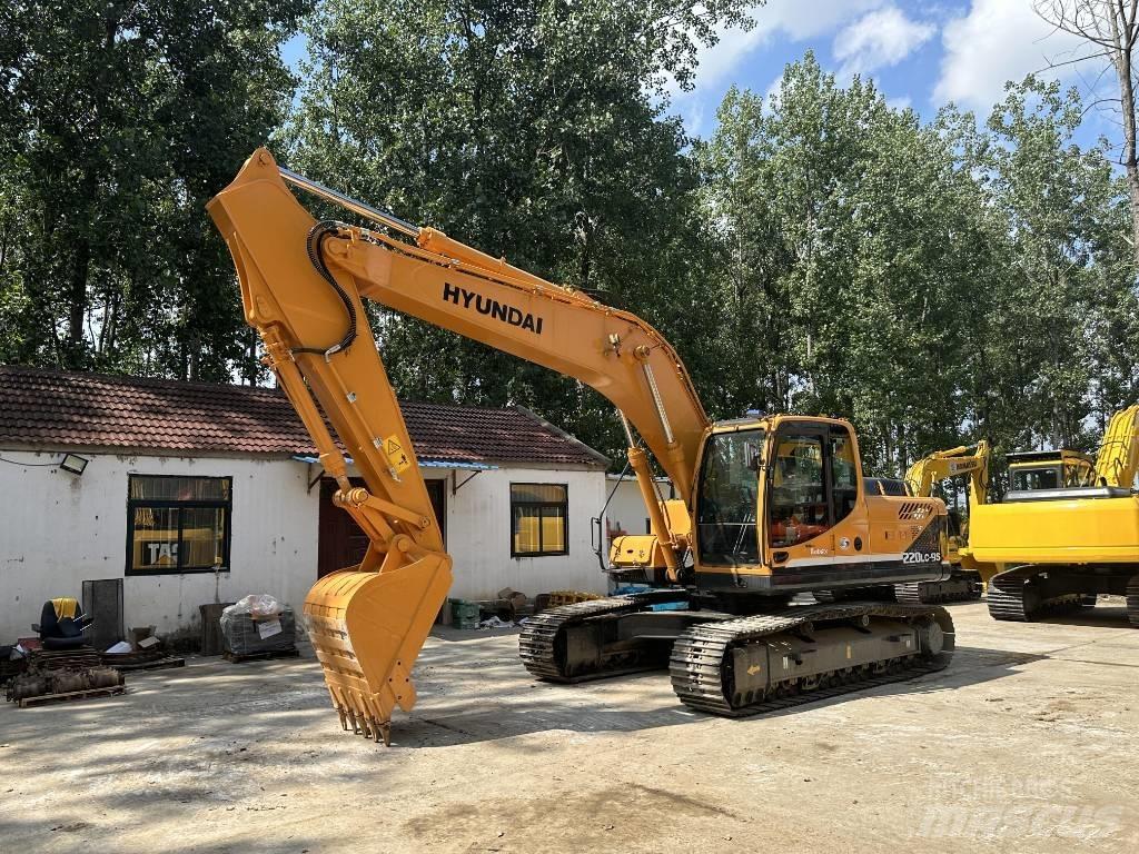 Hyundai 220LC-9S Raupenbagger