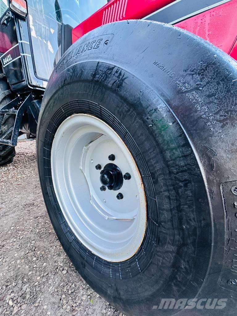 CASE 844 XL Traktoren