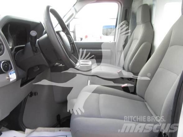 Ford E450 Sonstige Baumaschinen