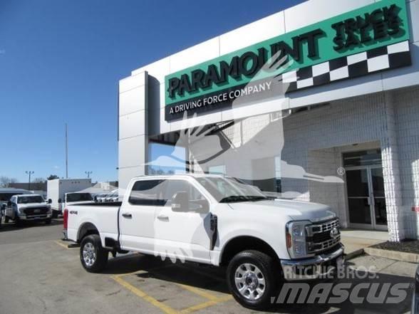 Ford F250 Sonstige Baumaschinen