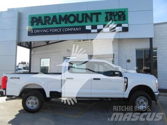 Ford F250 Sonstige Baumaschinen