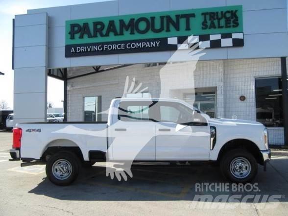Ford F250 Sonstige Baumaschinen
