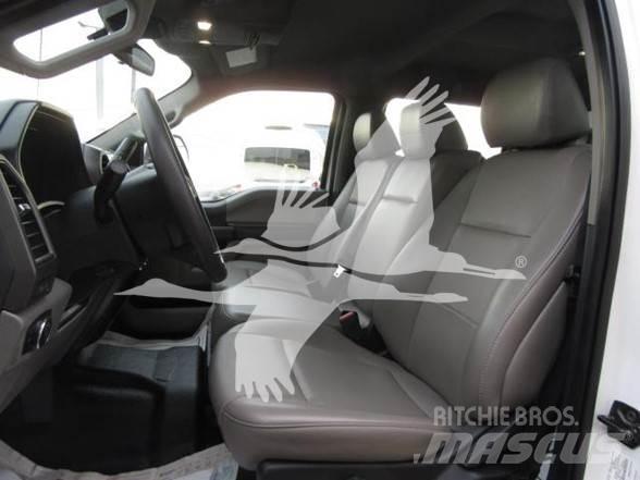 Ford F350 Pritschenwagen/Pritschenwagen mit Seitenklappe