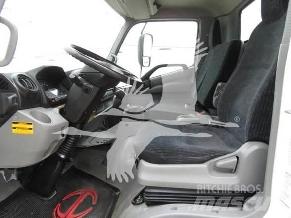 Hino 195 Sonstige Baumaschinen