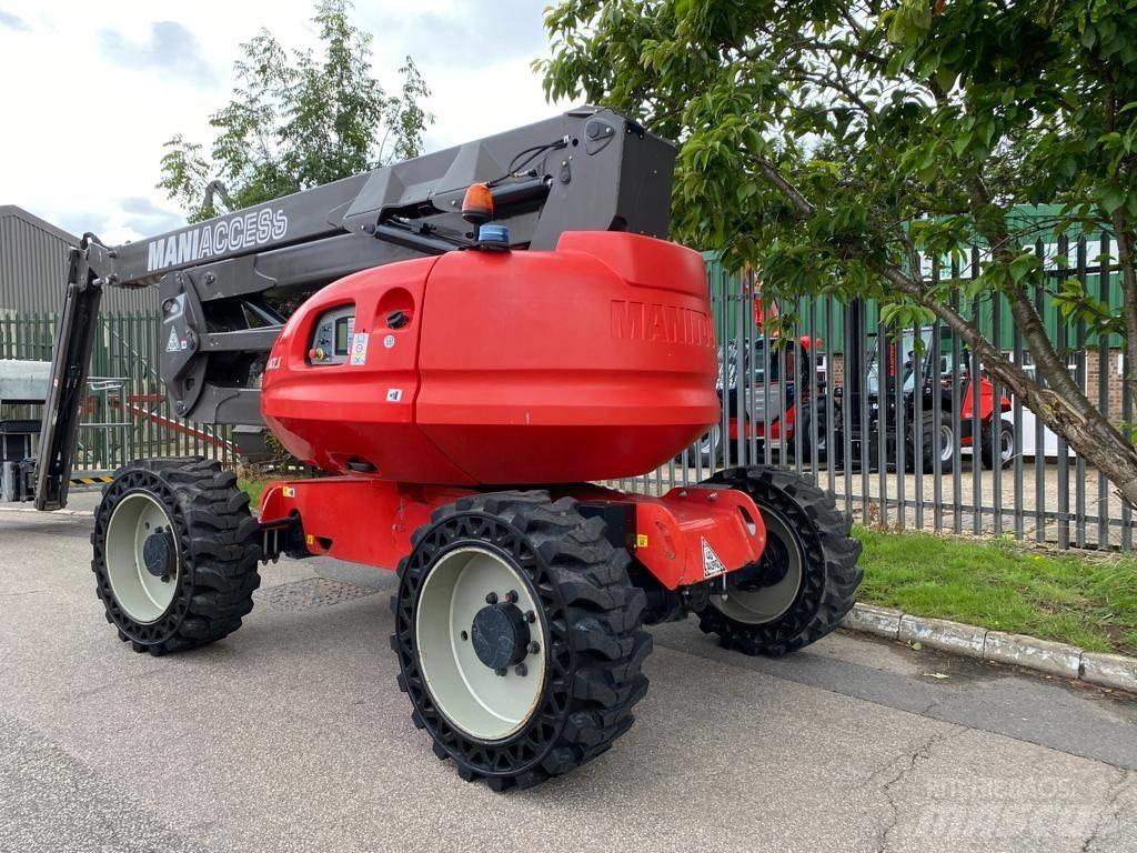 Manitou 200 ATJ Gelenkteleskoparbeitsbühnen