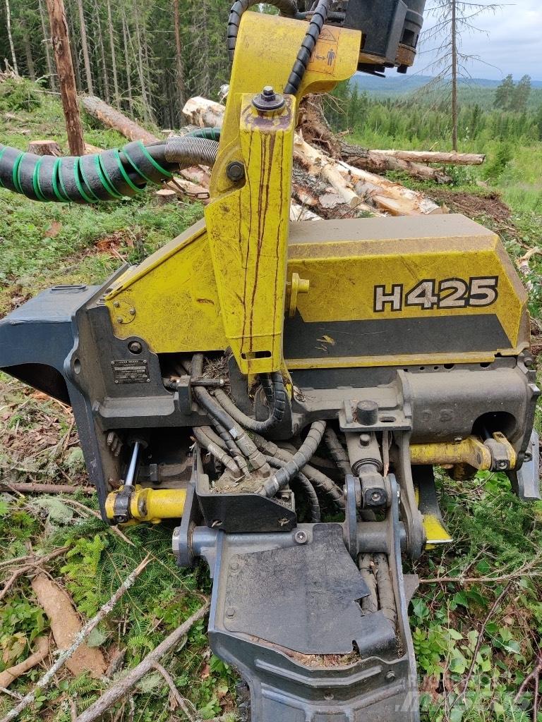John Deere 1470 G Harvester