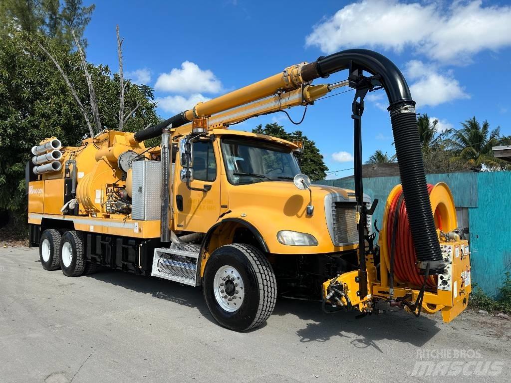 Freightliner M2 Saug- und Druckwagen