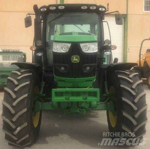 John Deere 6150 R Traktoren