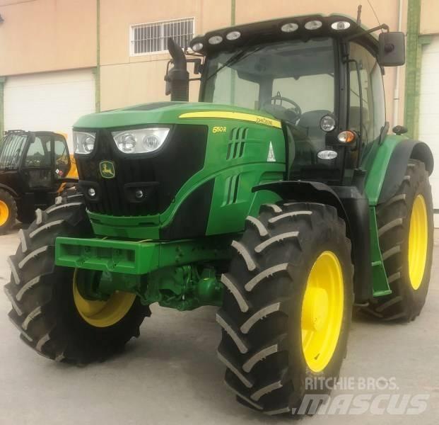 John Deere 6150 R Traktoren
