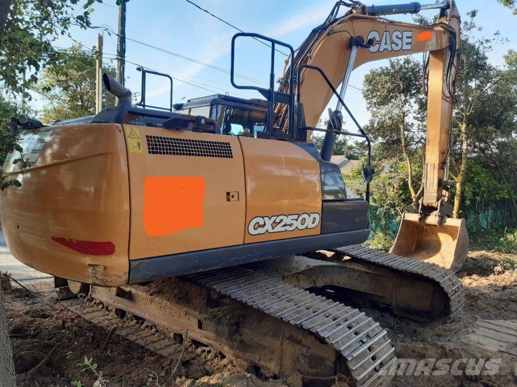 CASE CX 250 D Raupenbagger