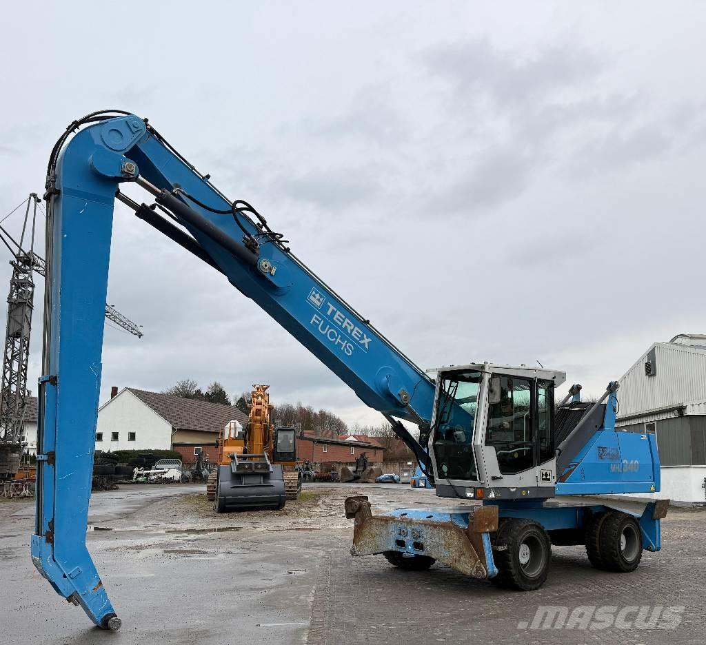 Fuchs MHL 340 Materialumschlag