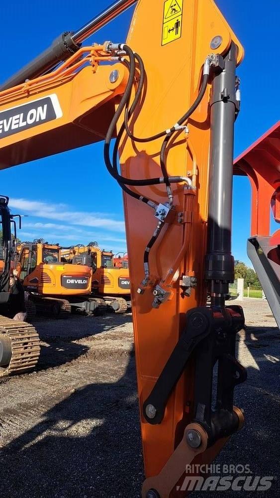 Develon DX 210 NLC-7 Raupenbagger
