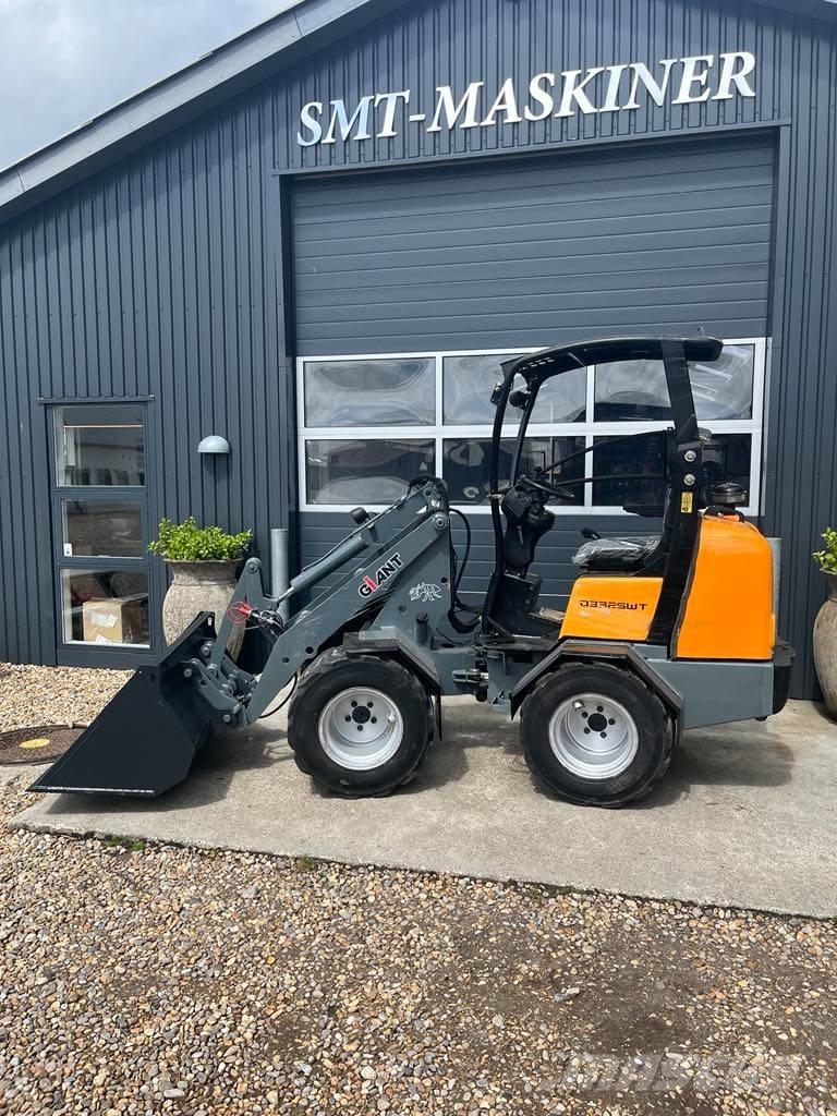 GiANT 332 SWT Minilader