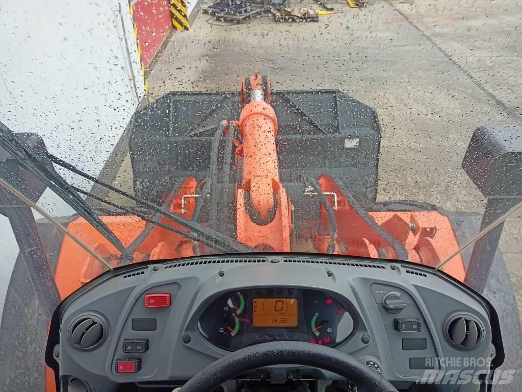 Hitachi ZW150 Radlader