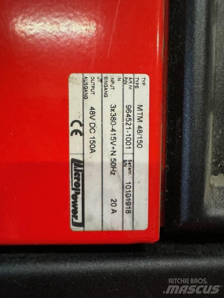 BT LRE 300 Niedergabelstapler