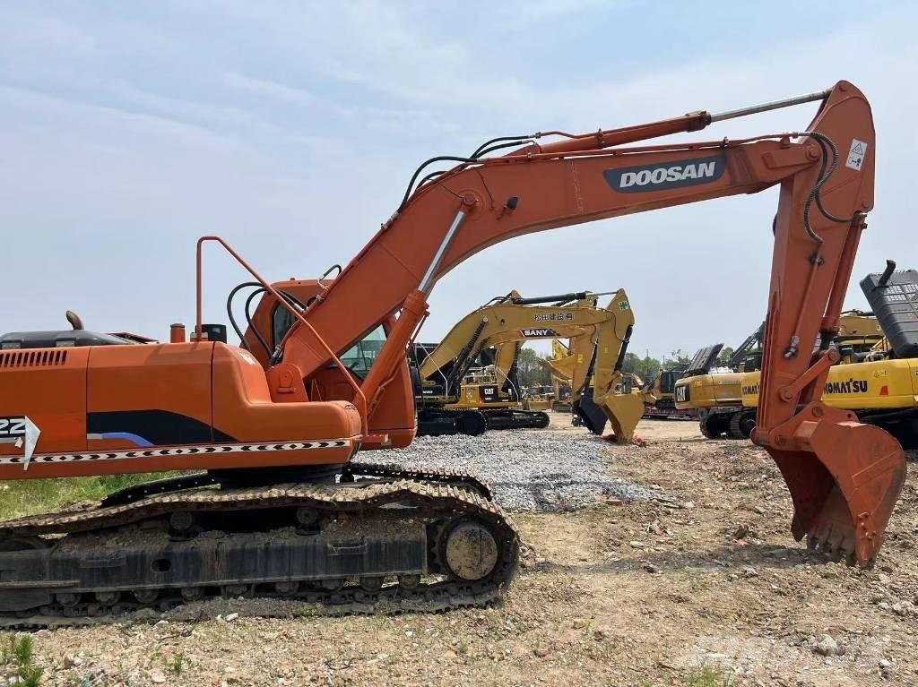 Doosan DH225 Raupenbagger