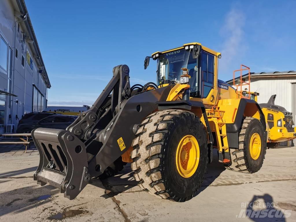 Volvo L220H Radlader