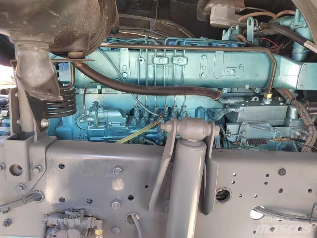 Howo 420 6x4 Sattelzugmaschinen