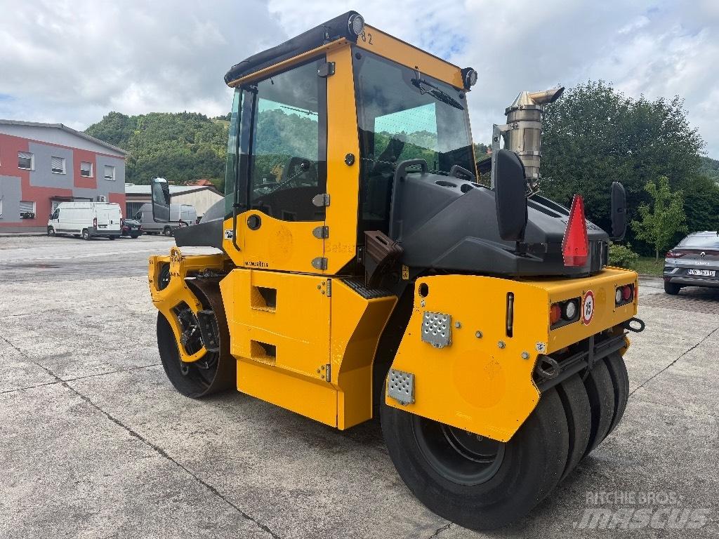 Bomag BW 154 ACP Gummiradwalzen
