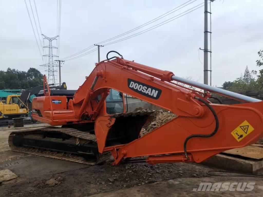 Doosan DH225LC-9 Raupenbagger