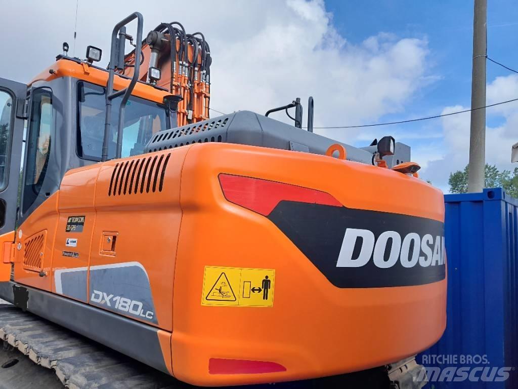 Doosan DX180LC-5 Raupenbagger